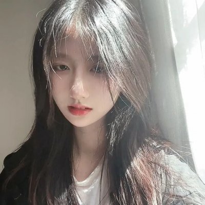 黑夜里的眼睛